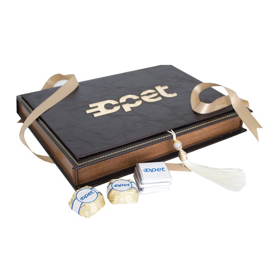 Wooden Boxed Chocolates, Opet